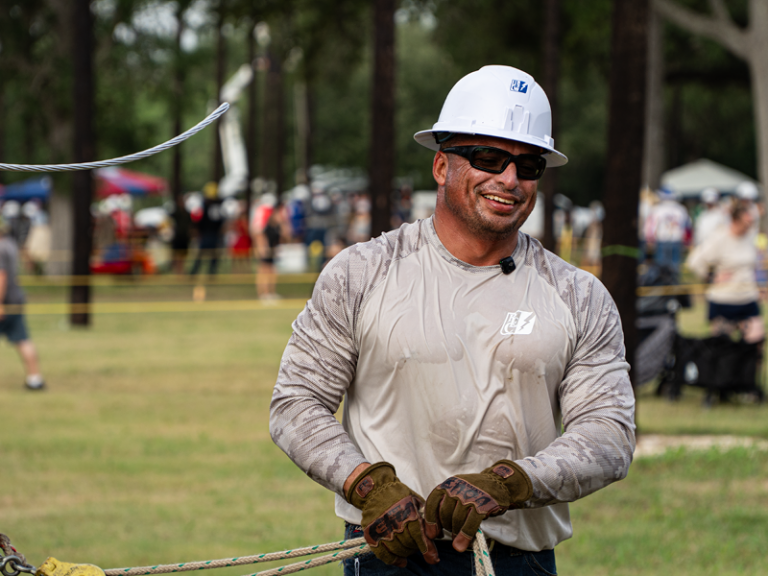 linemen-web18