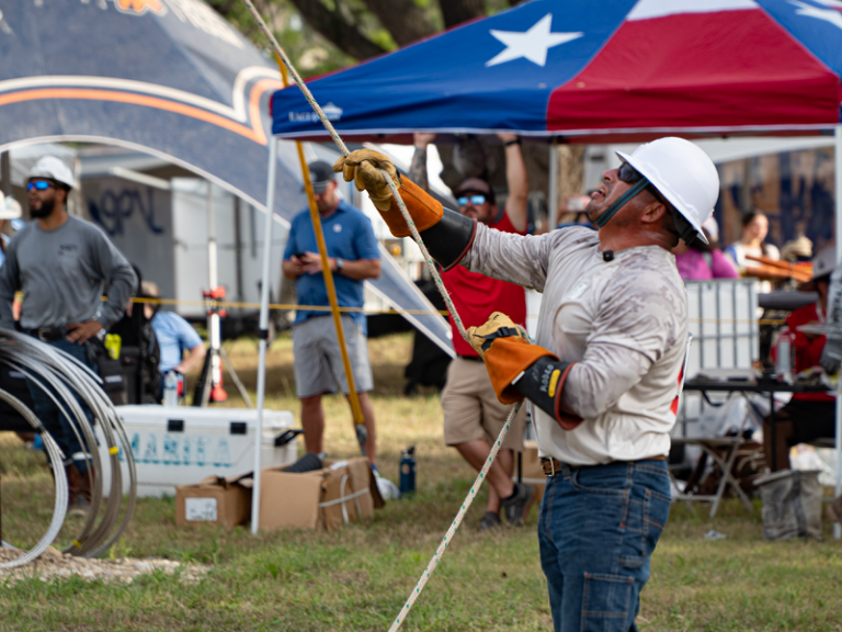 linemen-web22