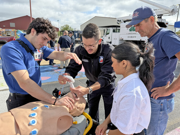 Photo of PEC employees and members at Ready As One fair.