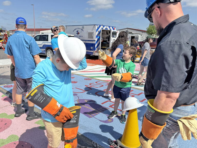 Photo of PEC employees and members at Ready As One fair.